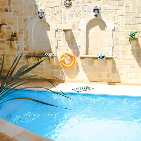 Windmill Dawn - Traditional Maltese With Pool * Qala